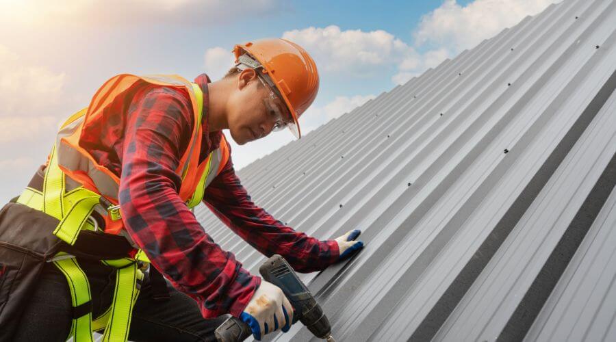 GAF certified roofer in Streator, IL